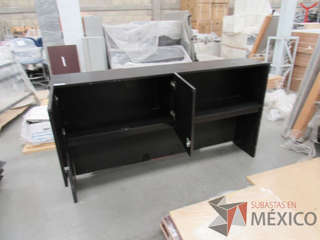 Lote 057 - Gabinete superior con 2 puertas y 1 entrepaño color negro. - Imagen 6