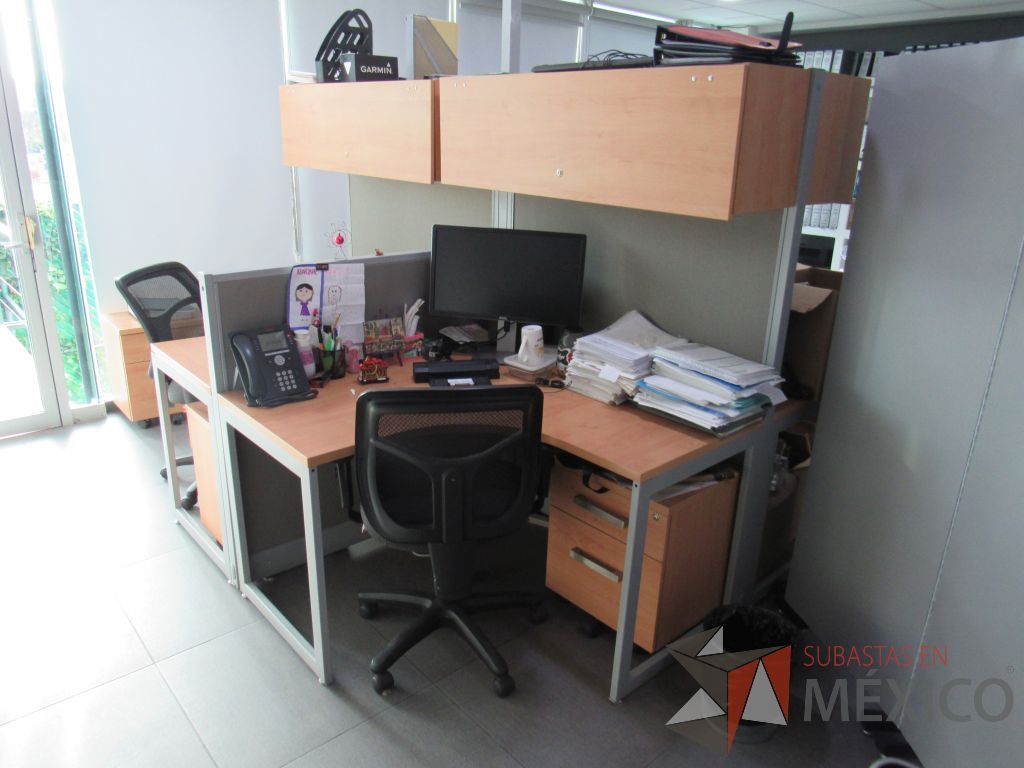 Lote 007 - Estación de trabajo para 4 personas - Imagen 8