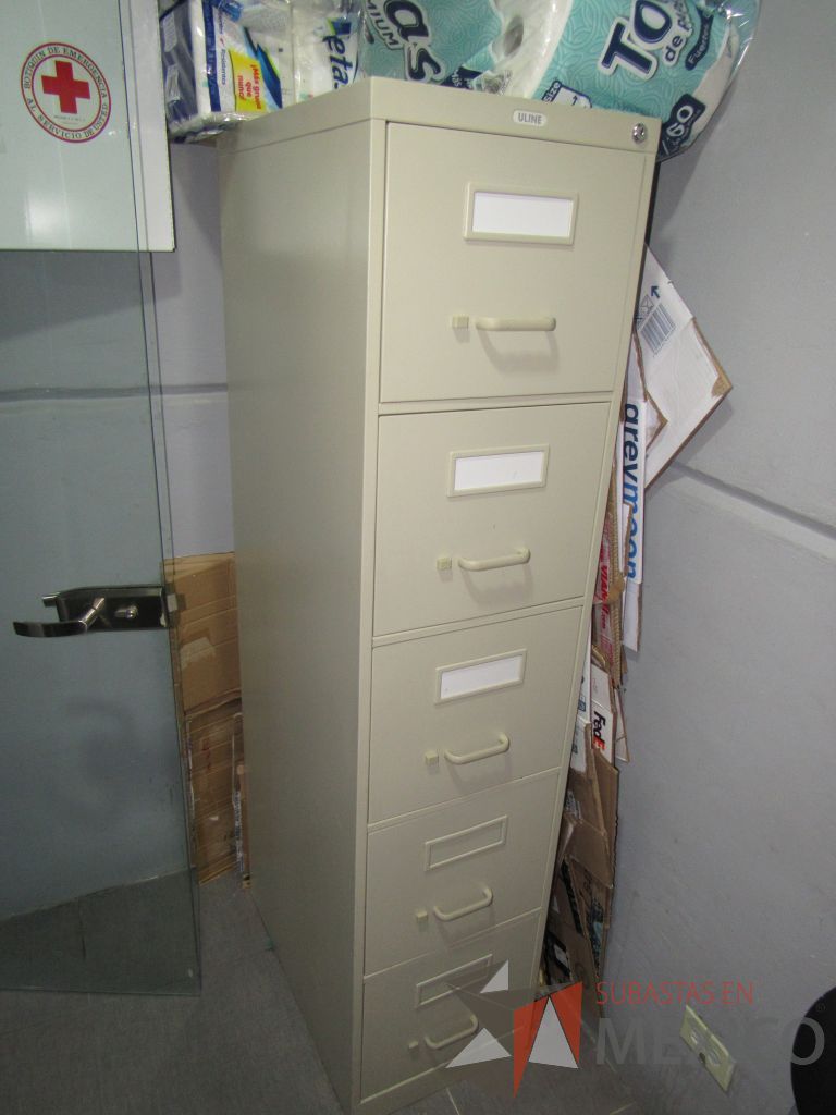 Lote 023 - Archivero metálico vertical con 4 cajones color beige. - Imagen 4