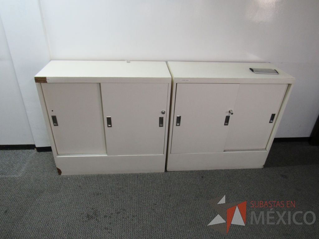 Lote 011 - Gabinete tipo madera con 2 puertas y 1 entrepaño color blanco - Imagen 8