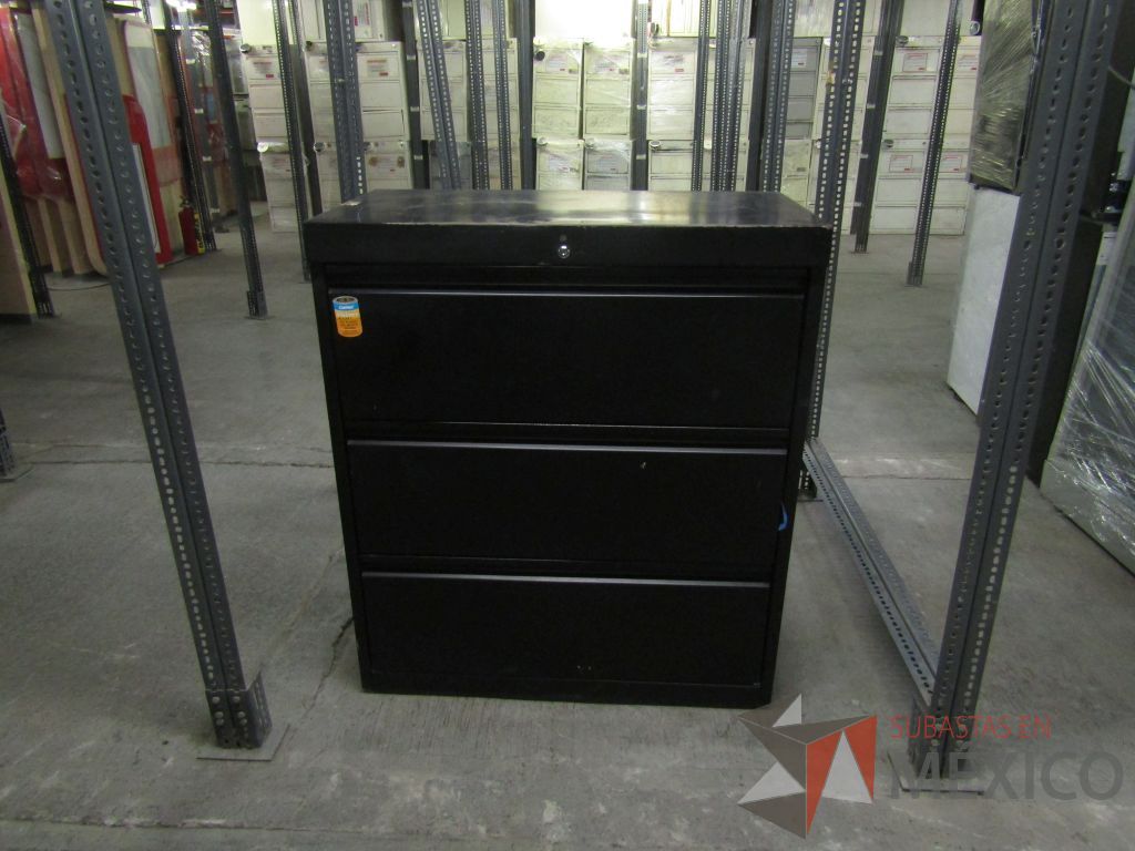 Lote 004 - Lote de 250 bienes diversos, aprox., (Cajoneras temporizadas, archiveros, artículos metálicos y de madera) - Imagen 126