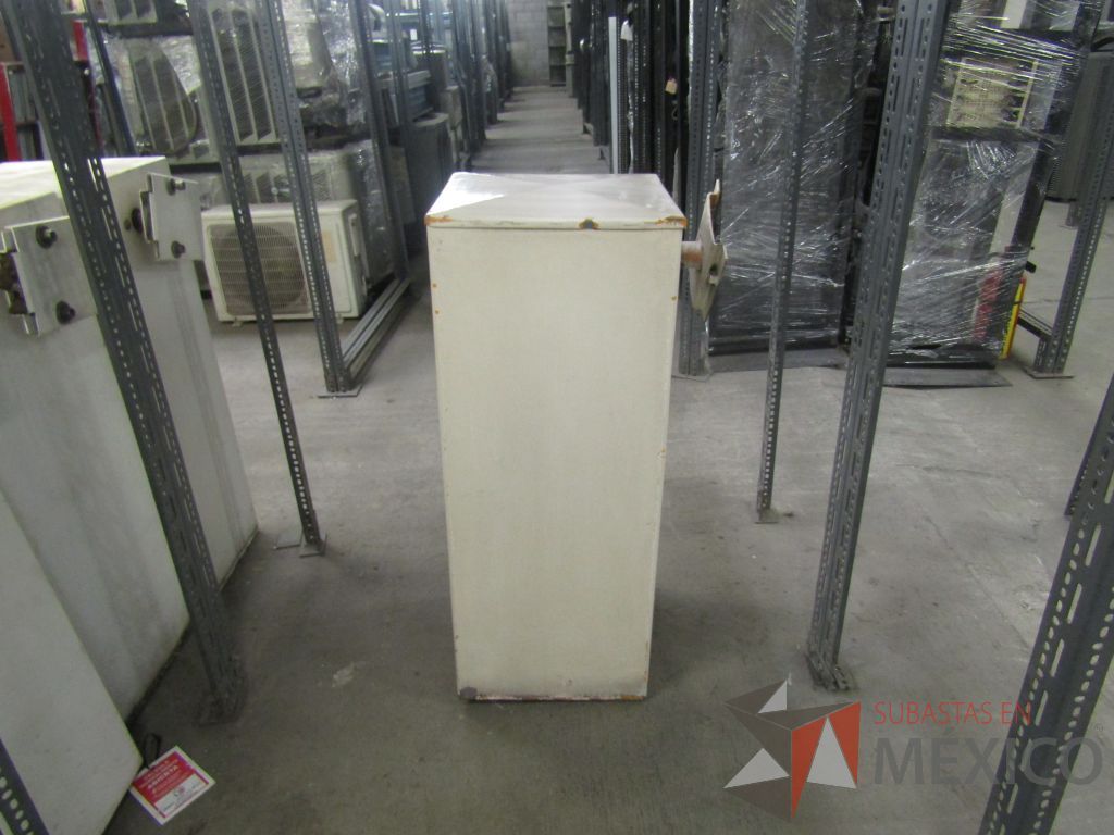 Lote 004 - Lote de 250 bienes diversos, aprox., (Cajoneras temporizadas, archiveros, artículos metálicos y de madera) - Imagen 86