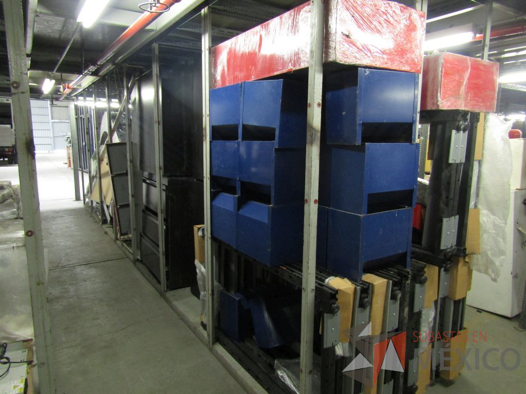 Lote 004 - Lote de 250 bienes diversos, aprox., (Cajoneras temporizadas, archiveros, artículos metálicos y de madera) - Imagen 46