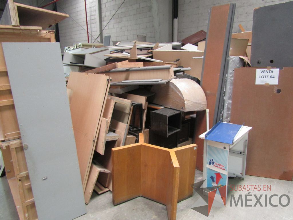 Lote 004 - Lote de 250 bienes diversos, aprox., (Cajoneras temporizadas, archiveros, artículos metálicos y de madera) - Imagen 32