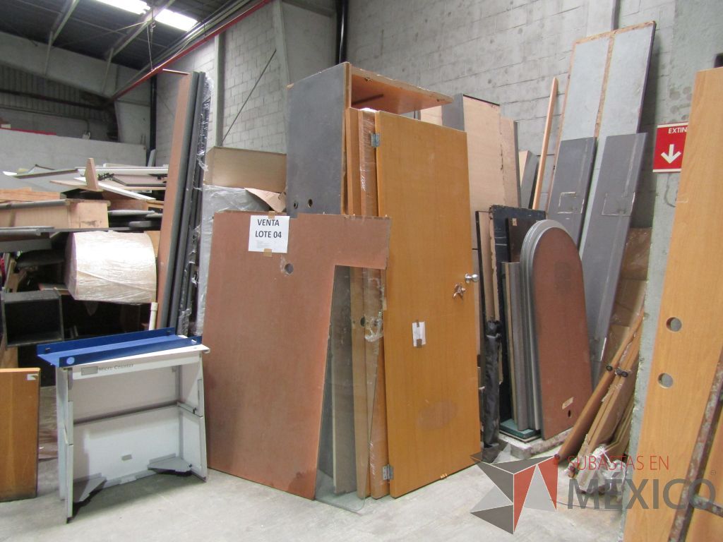 Lote 004 - Lote de 250 bienes diversos, aprox., (Cajoneras temporizadas, archiveros, artículos metálicos y de madera) - Imagen 31