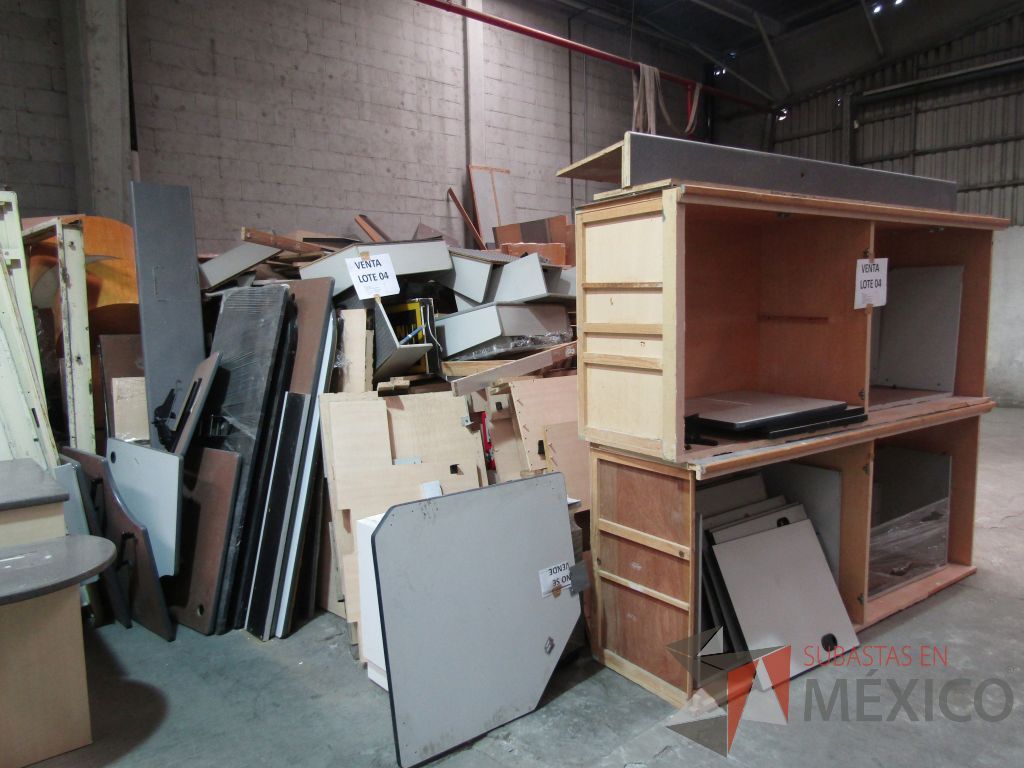 Lote 004 - Lote de 250 bienes diversos, aprox., (Cajoneras temporizadas, archiveros, artículos metálicos y de madera) - Imagen 25