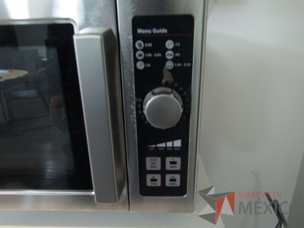 Lote 047 - Horno de microondas. Modelo: RCS10DSE, Marca: AMANA - Imagen 8