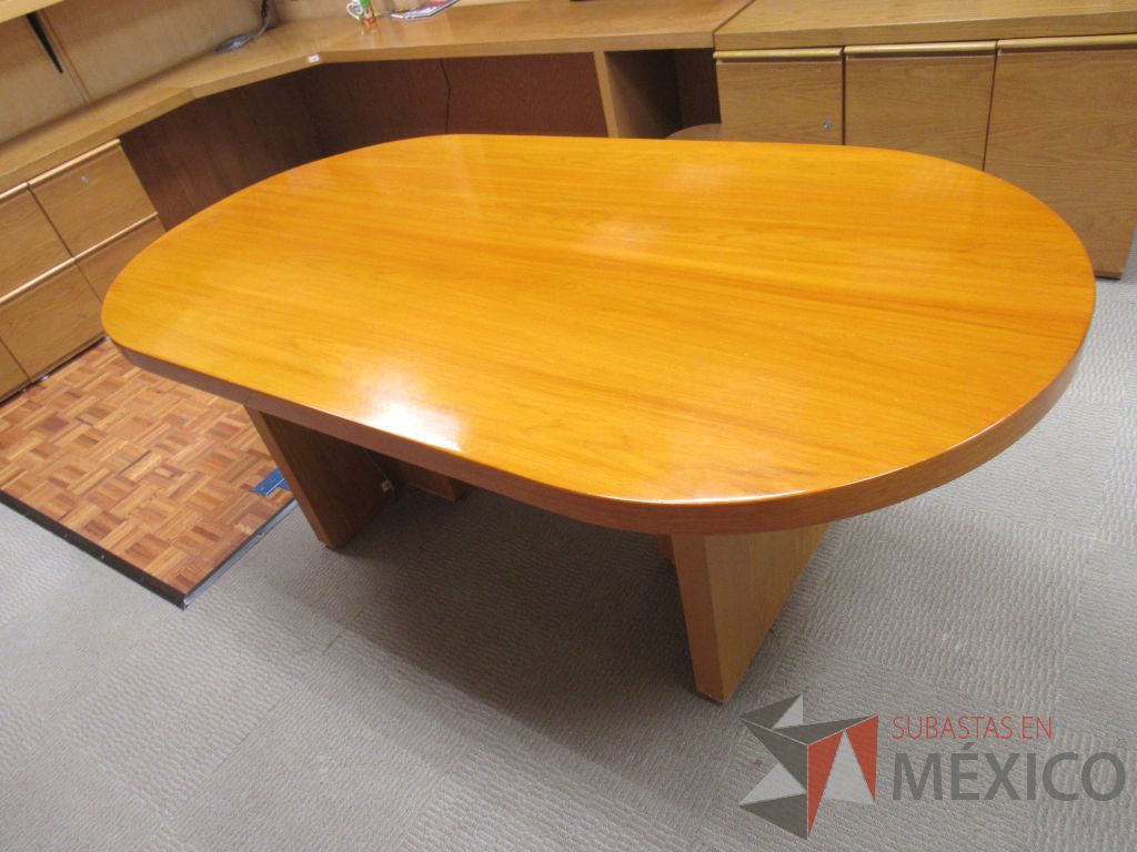 Lote 064 - Oficina Ejecutiva con Escritorio en escuadra, Credenza, 2 Gabinetes... - Imagen 4