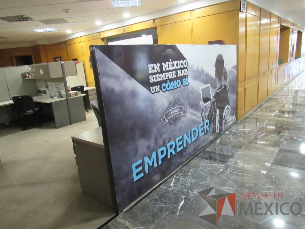 Lote 008 - Estación de trabajo de mampara alta para 2 personas con 1 archivero de pedestal de 3 cajones - Imagen 11