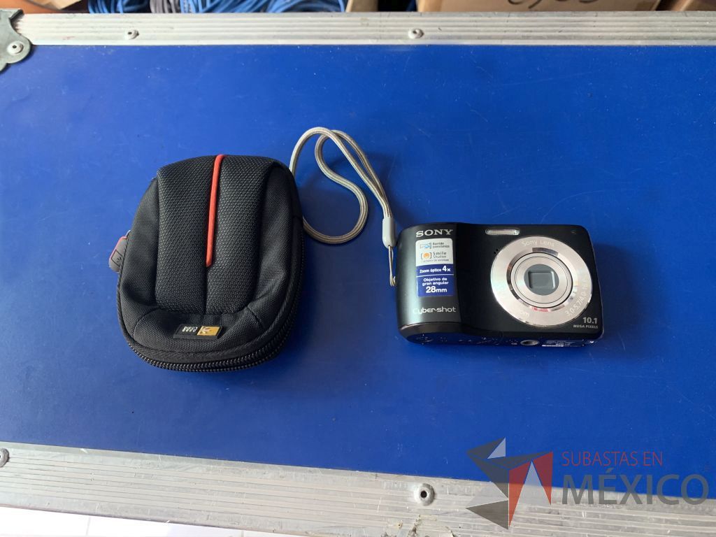 Lote 060 - Cámara digital 10.1 megapixeles Sony, Cyber-shot, zoom optica 4x - Imagen 3