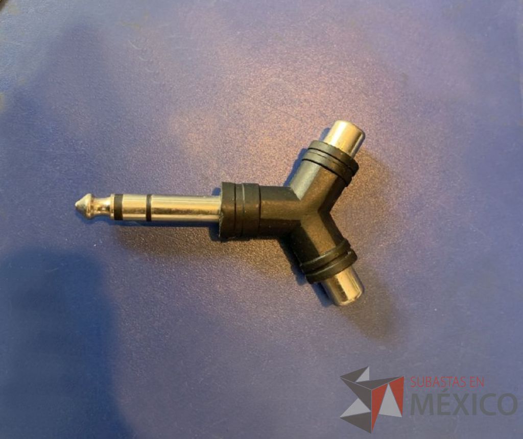 Lote 134 - 205 conectores y adaptadores de diversas conexiones ( VGA,CANON,PLUG,HDMI,RCA etc.) - Imagen 71
