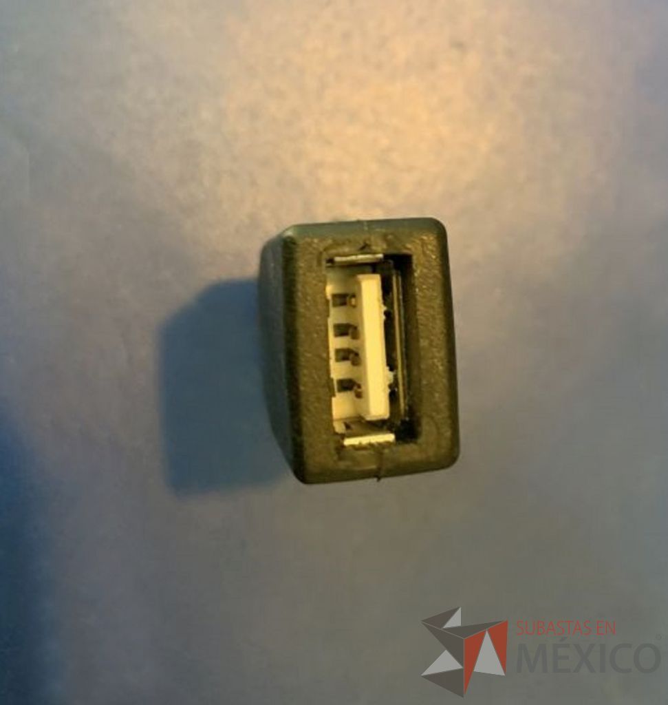 Lote 134 - 205 conectores y adaptadores de diversas conexiones ( VGA,CANON,PLUG,HDMI,RCA etc.) - Imagen 59
