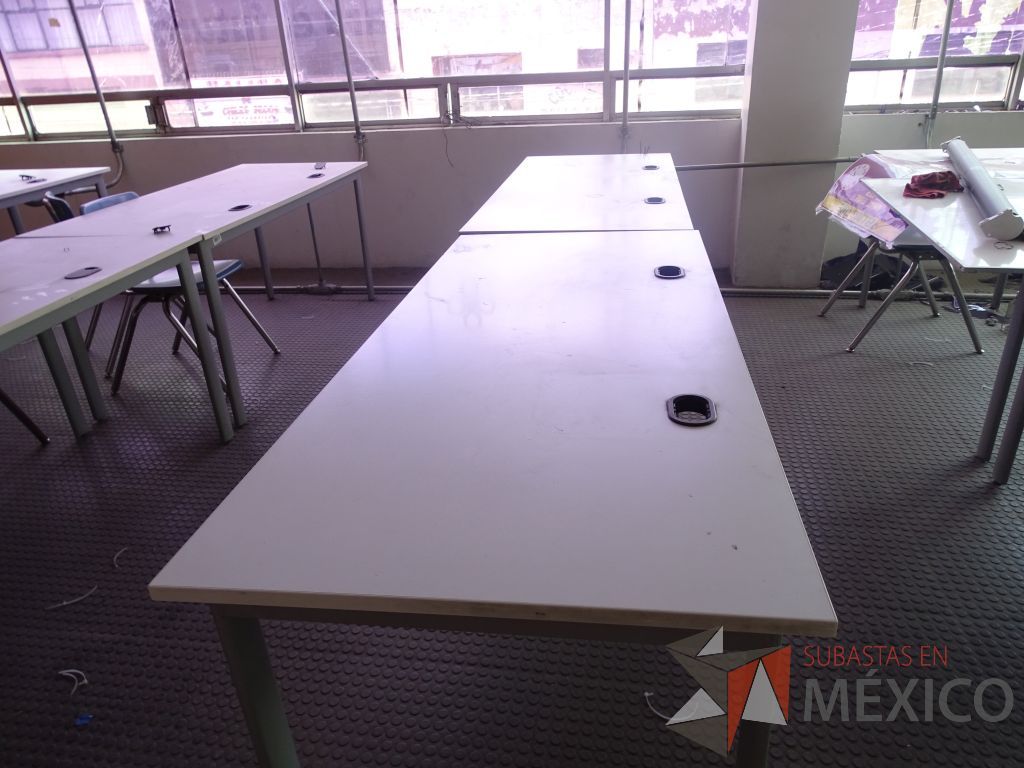 Lote 002 - Mesa de trabajo para 2 personas y 2 Sillas fijas con mecanismo de nivelación - Imagen 12