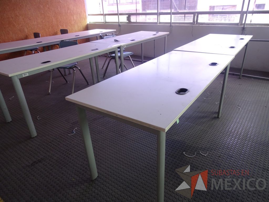 Lote 002 - Mesa de trabajo para 2 personas y 2 Sillas fijas con mecanismo de nivelación - Imagen 16