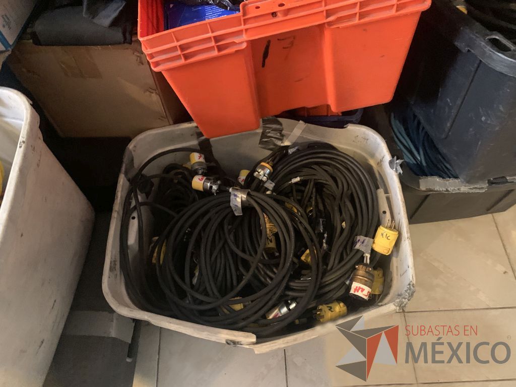 Lote 044 - 18 extensiones electrica cable uso rudo 2x14 de 15 mts. - Imagen 6