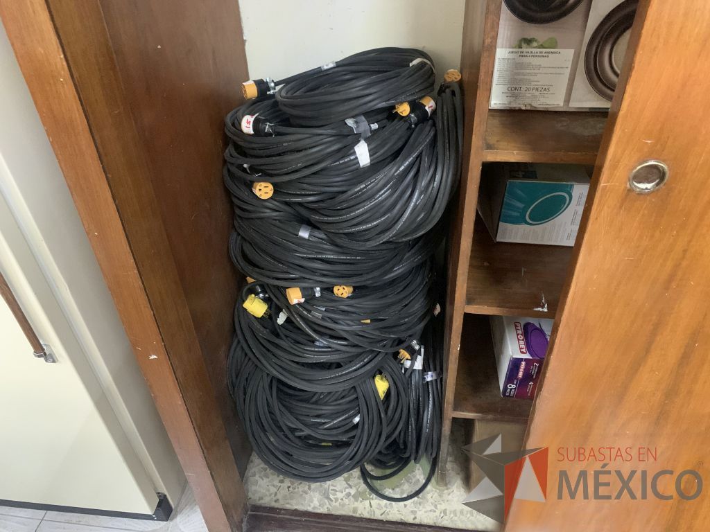 Lote 044 - 18 extensiones electrica cable uso rudo 2x14 de 15 mts. - Imagen 8