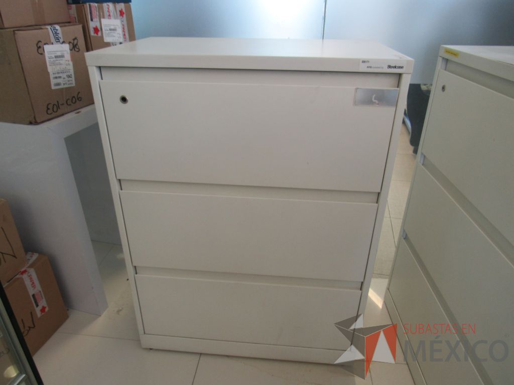 Lote 033 - Archivero horizontal metálicas de 3 cajones con cubierta color blanco
