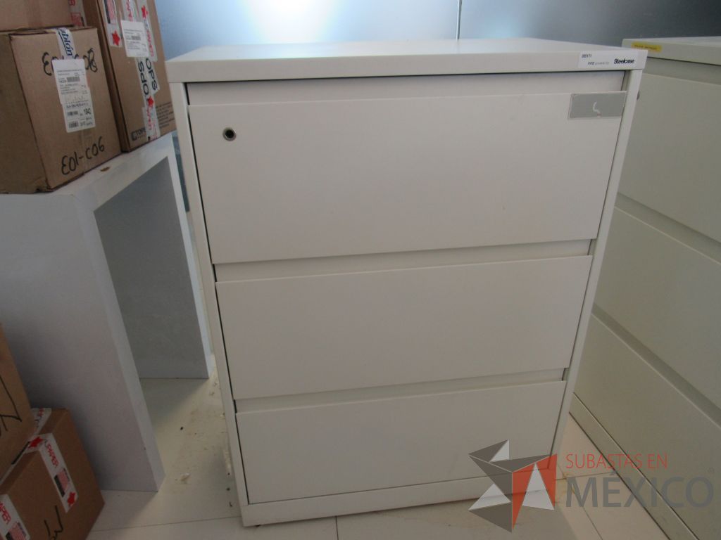 Lote 033 - Archivero horizontal metálicas de 3 cajones con cubierta color blanco - Imagen 4