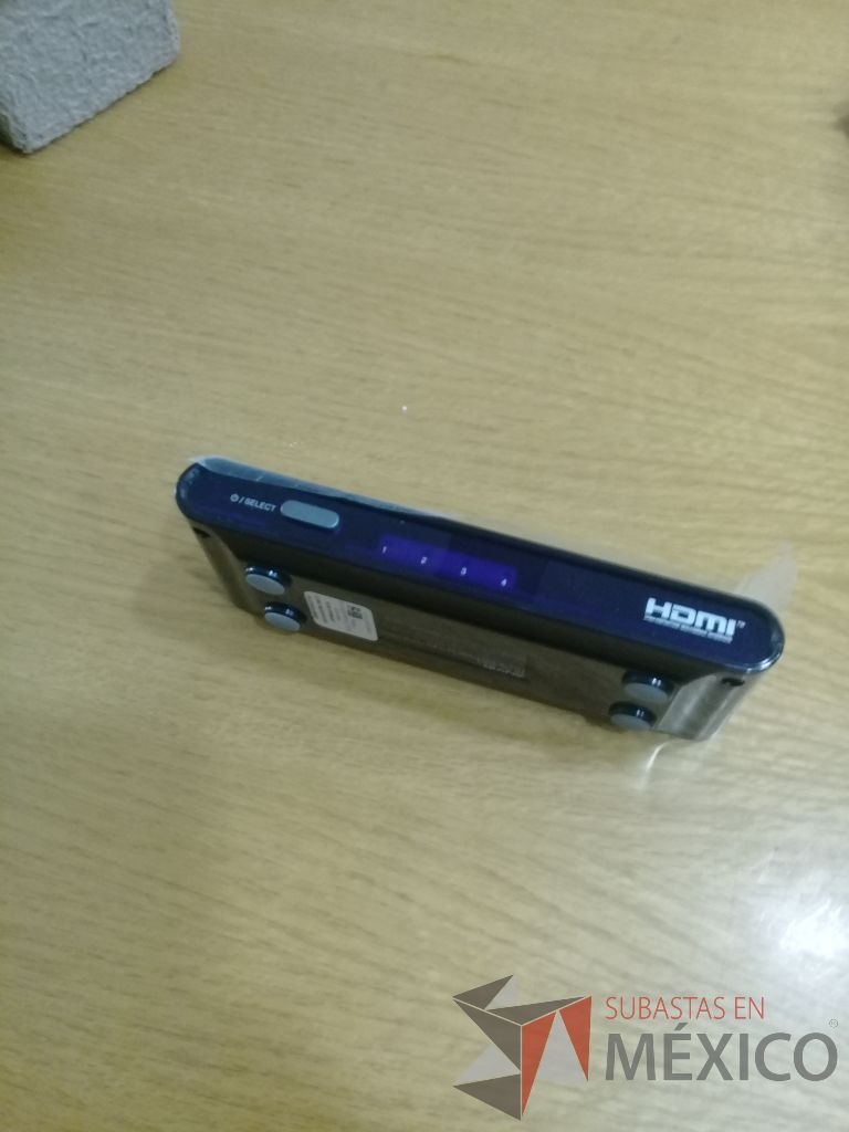 Lote 145 - 1 Interruptor-selector HDMI marca Auvio, 1 Extension USB Marca Steren y 1 Quita home marca Kramer - Imagen 4