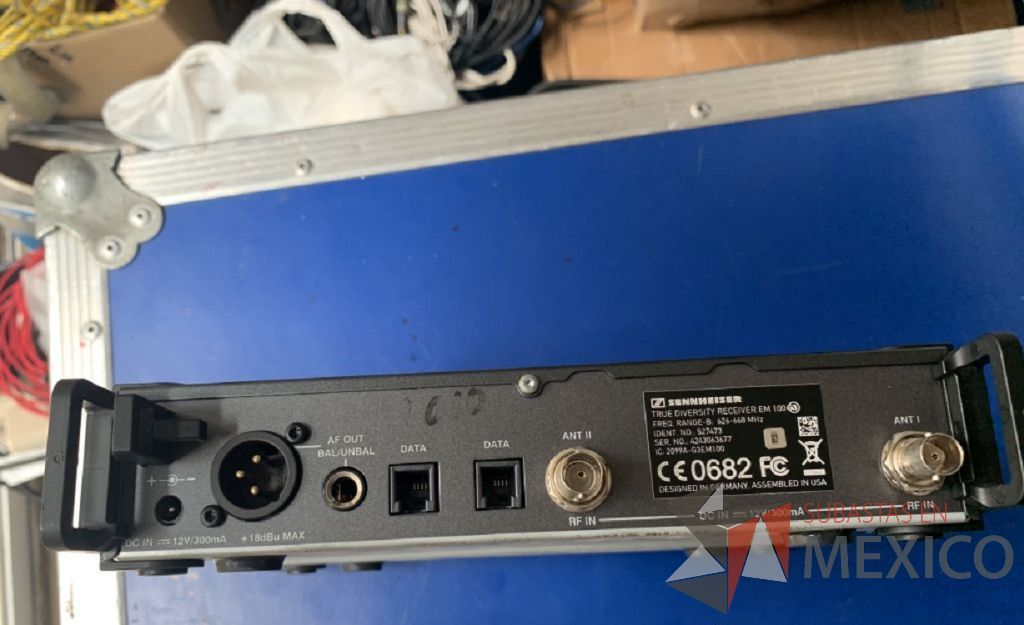 Lote 115 - 2 Micrófonos PROFESIONALES Inalámbricos, 2 receptores para micrófono y Case para 2 micrófonos y 2 Cables Cánon genérico 4.50 m. - Imagen 8
