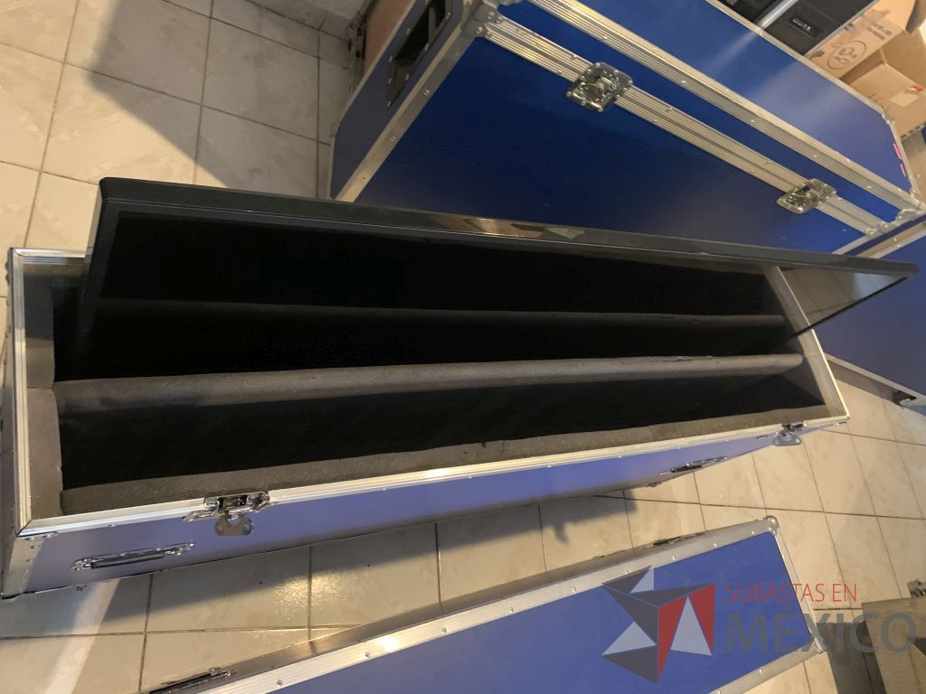 Lote 006 - Pantalla Led 65 Pulgadas, Marca Sharp 4K, Modelo LC-65UB30U INCLUYE CASE PROFESIONAL PARA 2 PANTALLAS. - Imagen 6