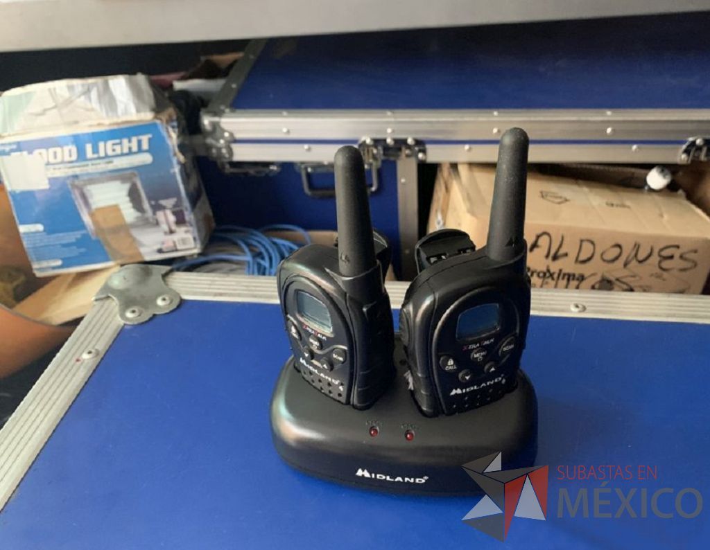 Lote 144 - 3 audífonos orejera marca Pionner y 2 juegos de Walkie Talkie marca Midland - Imagen 17