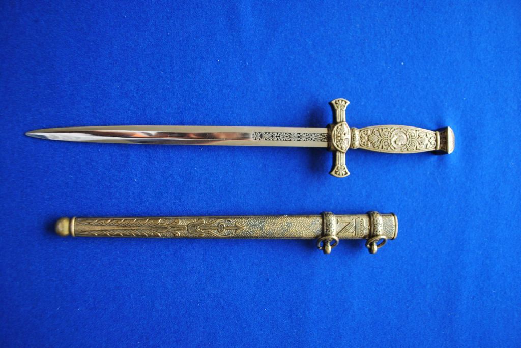 Lote 049 - Daga de Napoleón, fabricada por Martin Biennais, 1809