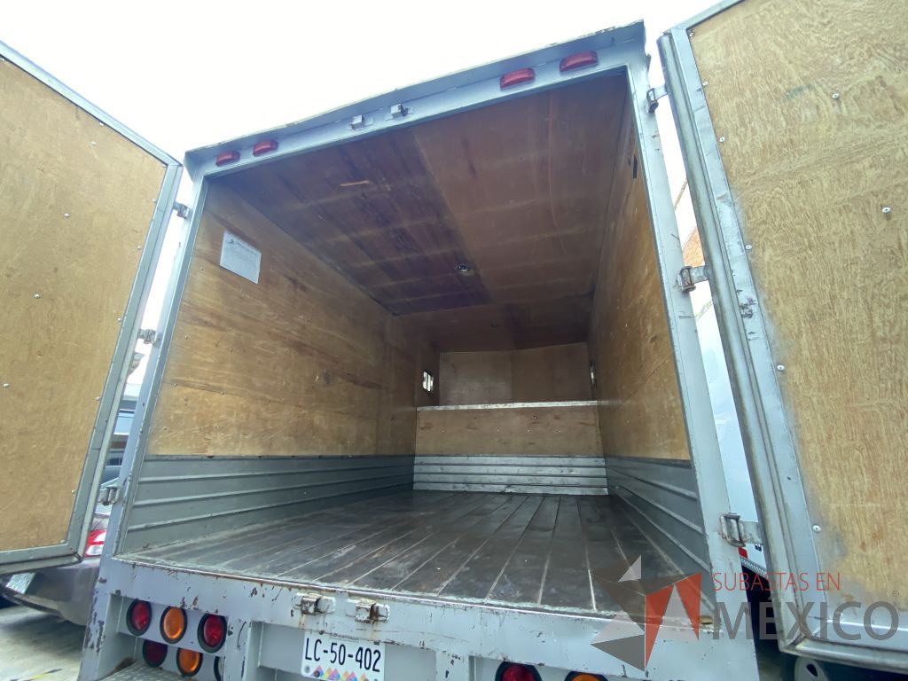 Lote 002 - Camioneta Ford, F-350 XL Super Duty/F350 XL DRT, Año 2003 - Imagen 2