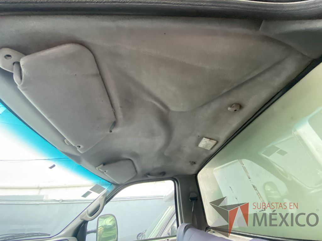 Lote 002 - Camioneta Ford, F-350 XL Super Duty/F350 XL DRT, Año 2003 - Imagen 4