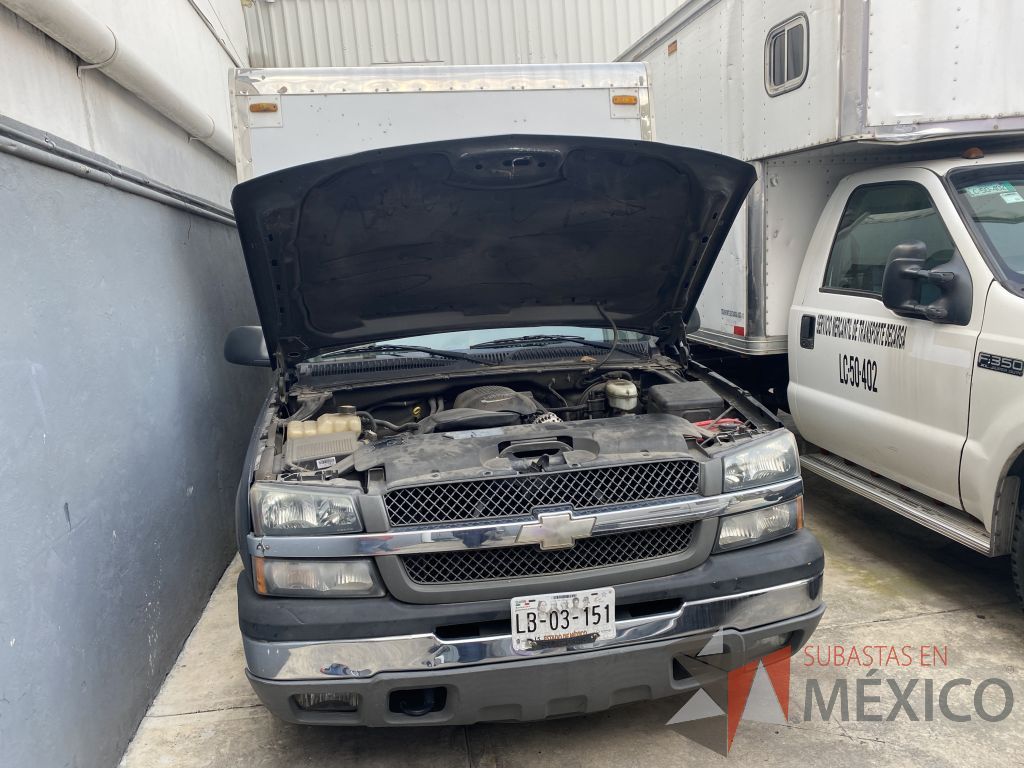 Lote 001 - Camioneta Chevrolet C-20 400 SS, Pick-Up CA, Año 2004 - Imagen 10