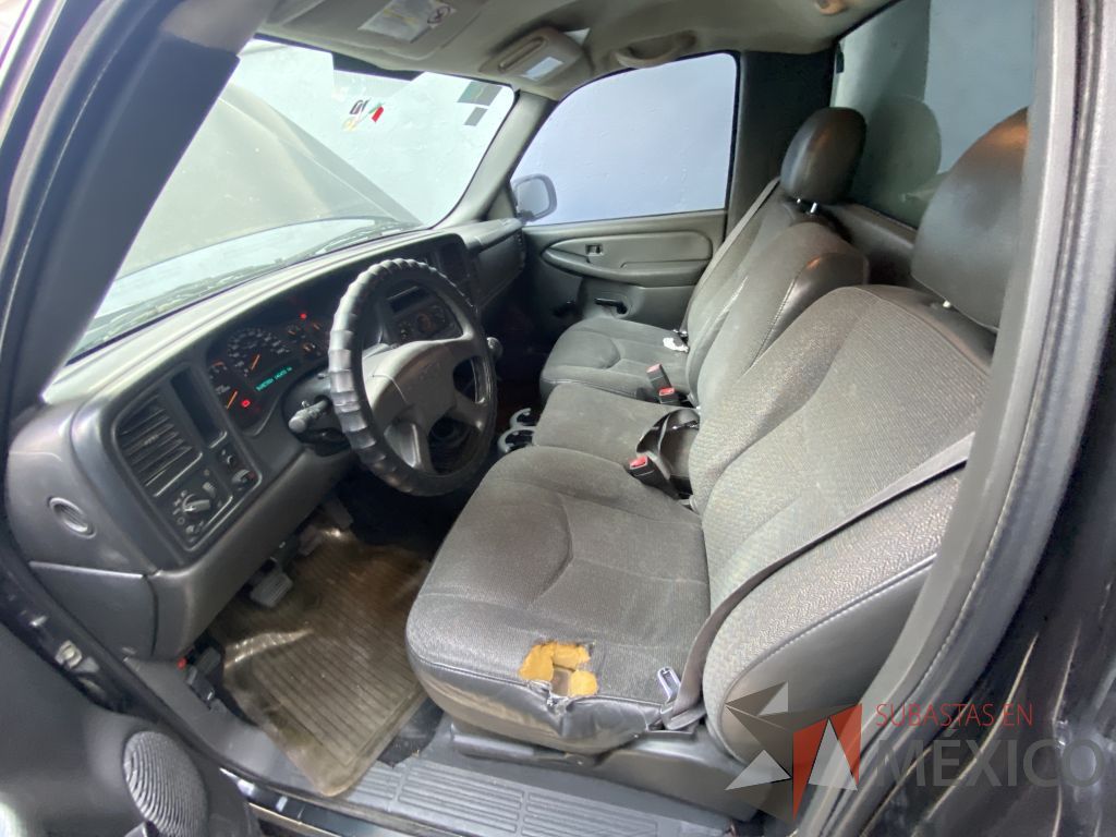 Lote 001 - Camioneta Chevrolet C-20 400 SS, Pick-Up CA, Año 2004 - Imagen 19