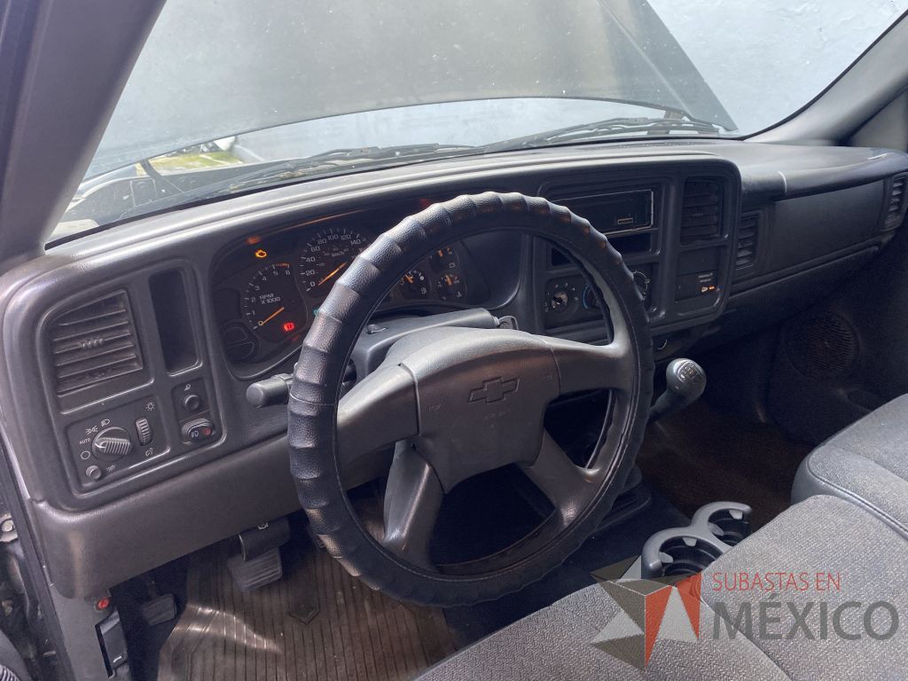 Lote 001 - Camioneta Chevrolet C-20 400 SS, Pick-Up CA, Año 2004 - Imagen 22