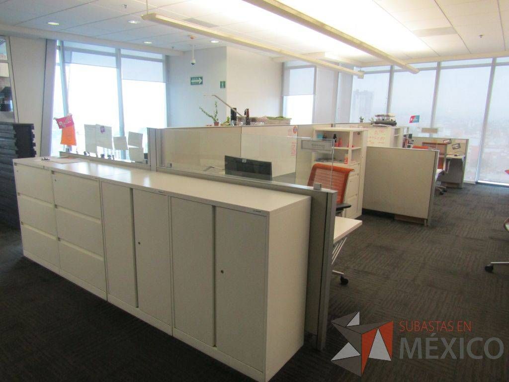 Lote 084 - Estación de trabajo para 6 personas, 2 credenza de 1 cajón,1 espacio para documentos - Imagen 3