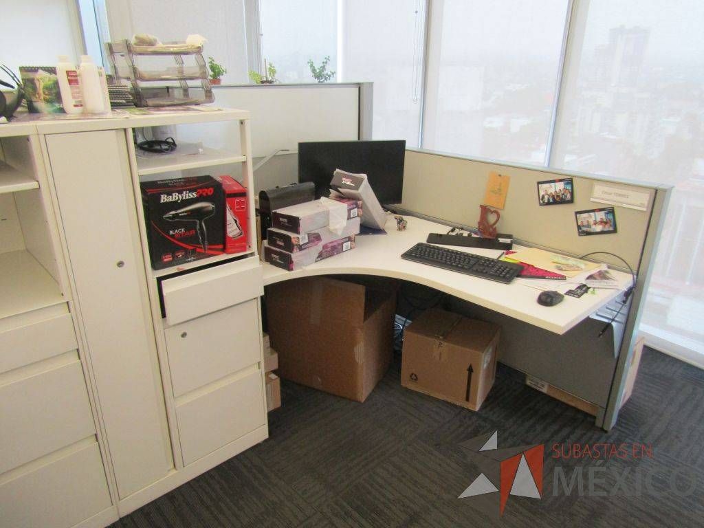 Lote 084 - Estación de trabajo para 6 personas, 2 credenza de 1 cajón,1 espacio para documentos - Imagen 5
