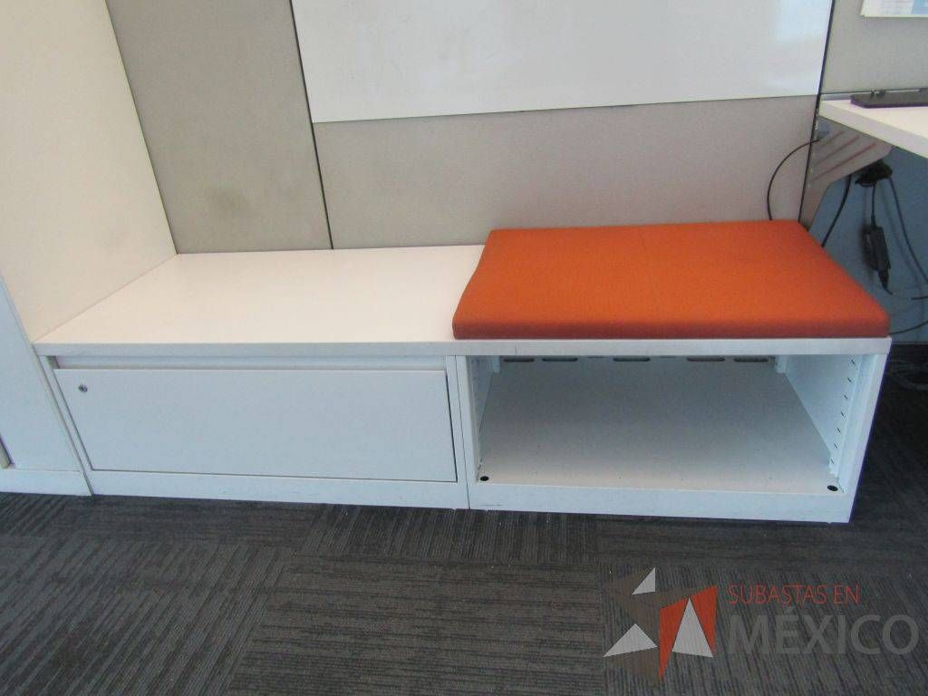 Lote 084 - Estación de trabajo para 6 personas, 2 credenza de 1 cajón,1 espacio para documentos - Imagen 14