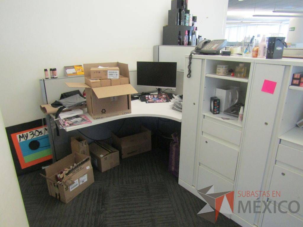Lote 013 - Estación de trabajo para 3 personas, 1 credenza de 1 cajón,1 espacio para documentos - Imagen 6