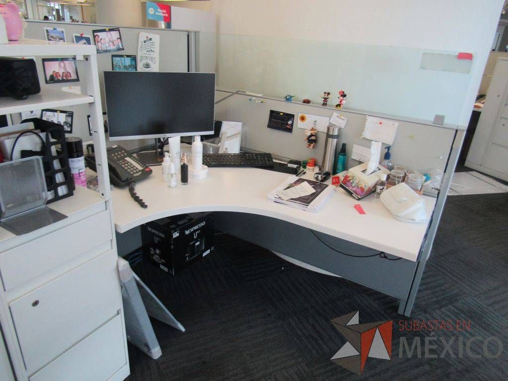 Lote 115 - Estación de trabajo para 3 personas, 1 credenza de 1 cajón,1 espacio para documentos - Imagen 5