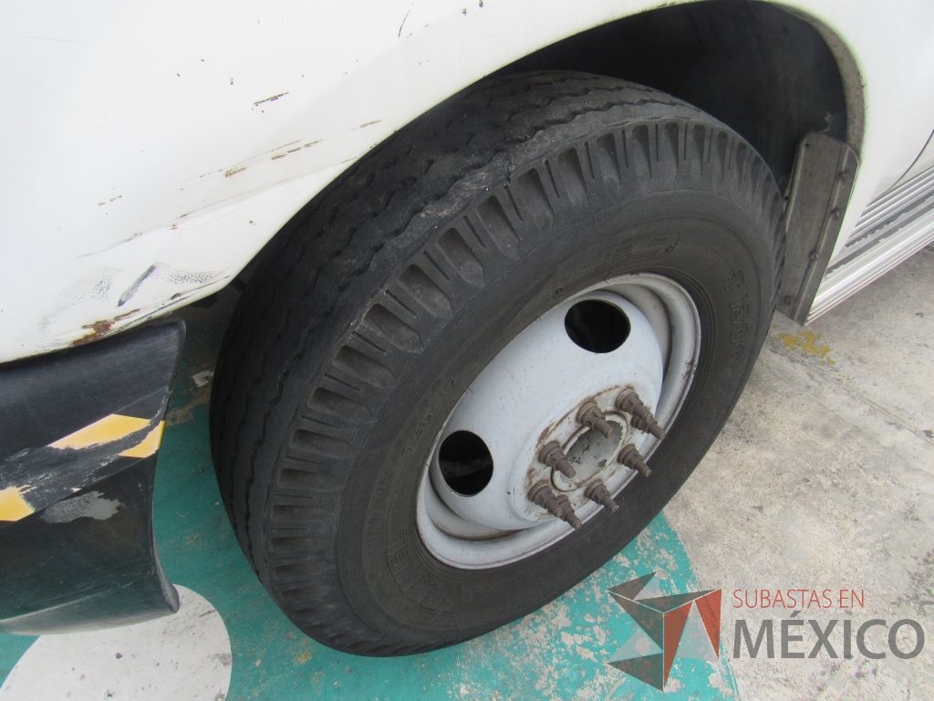 Lote 002 - Camioneta Ford, F-350 XL Super Duty/F350 XL DRT, Año 2003 - Imagen 12