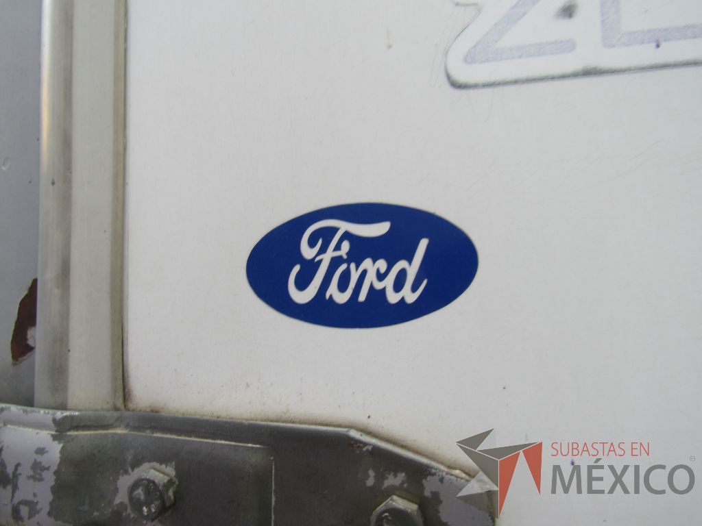 Lote 002 - Camioneta Ford, F-350 XL Super Duty/F350 XL DRT, Año 2003 - Imagen 18