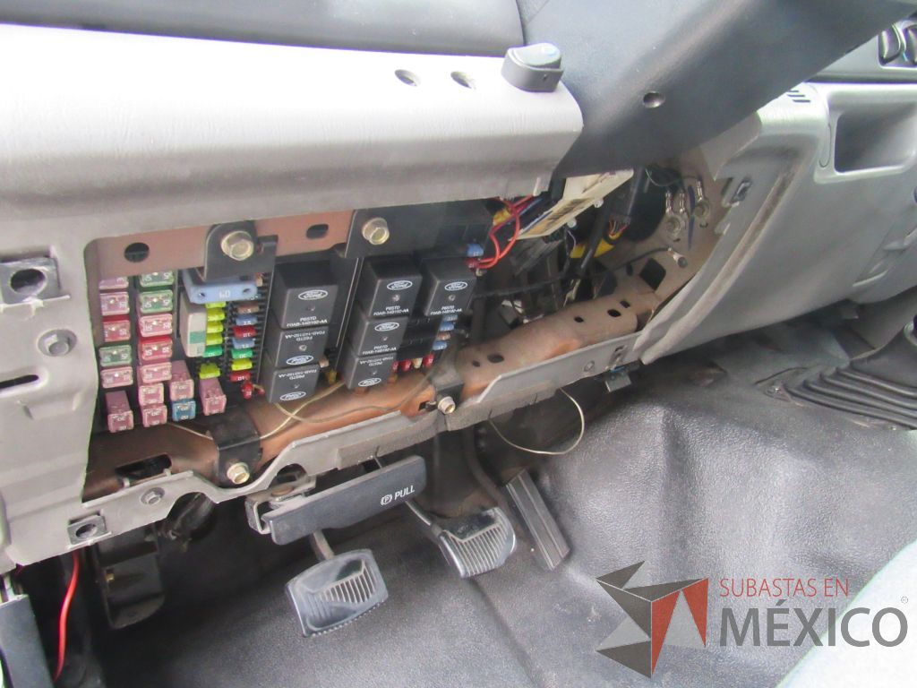 Lote 002 - Camioneta Ford, F-350 XL Super Duty/F350 XL DRT, Año 2003 - Imagen 28