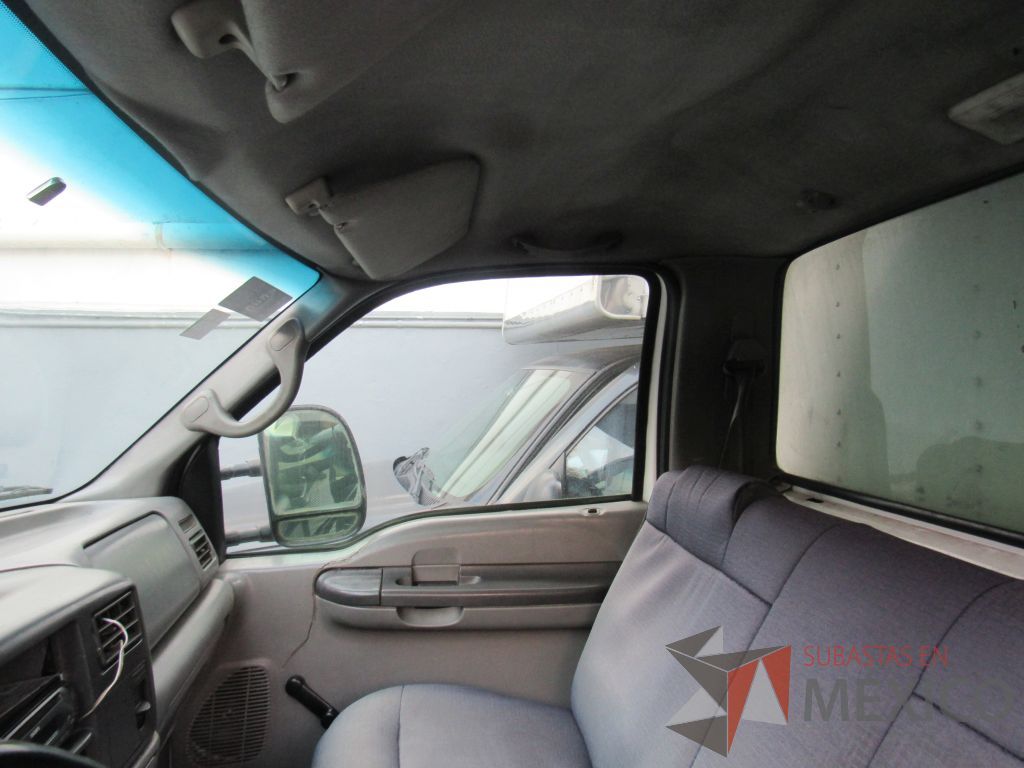 Lote 002 - Camioneta Ford, F-350 XL Super Duty/F350 XL DRT, Año 2003 - Imagen 33