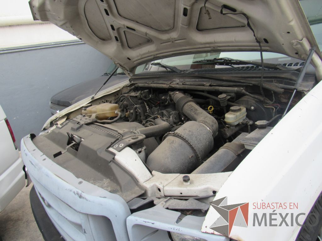Lote 002 - Camioneta Ford, F-350 XL Super Duty/F350 XL DRT, Año 2003 - Imagen 46