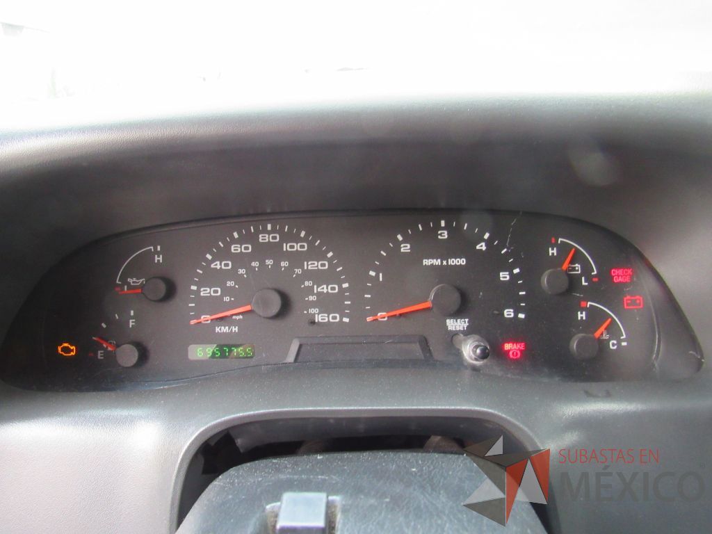 Lote 002 - Camioneta Ford, F-350 XL Super Duty/F350 XL DRT, Año 2003 - Imagen 49