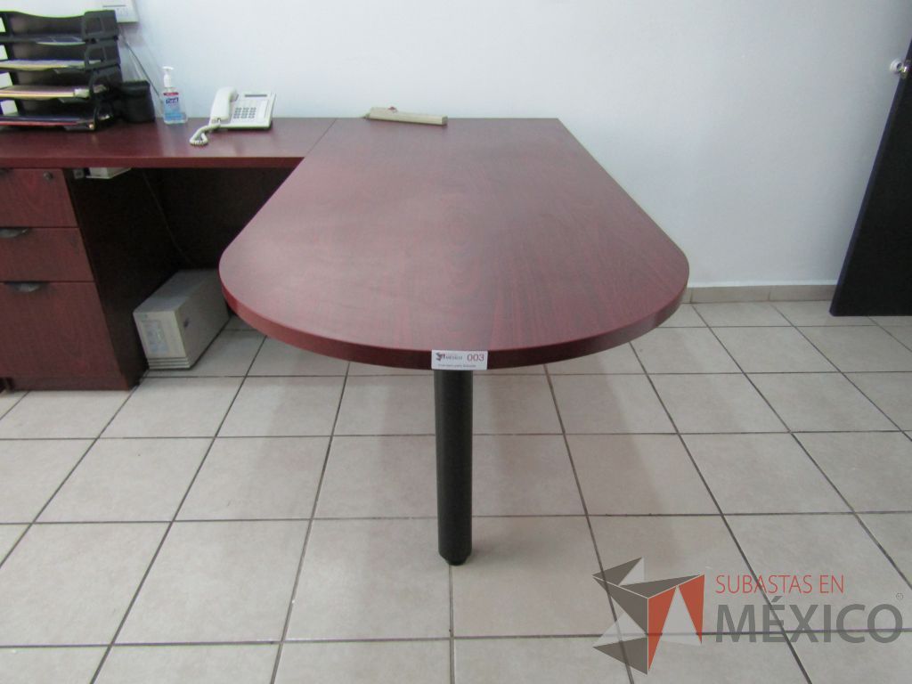 Lote 003 - Escritorio para 1 persona en escuadra con archivero de 3 cajones - Imagen 17