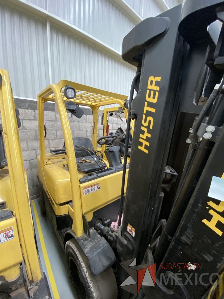 Lote 017 - Montacargas Hyster H70FT, Contrabalanceado, Combustión Diesel/Gas, Año 2015 - Imagen 2