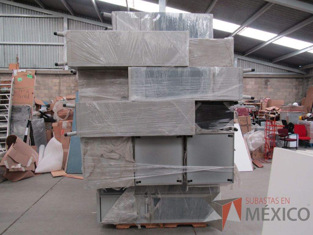 Lote 012 - 19 Piezas de gabinetes de metal 1 puerta con 1 cajón - Imagen 5