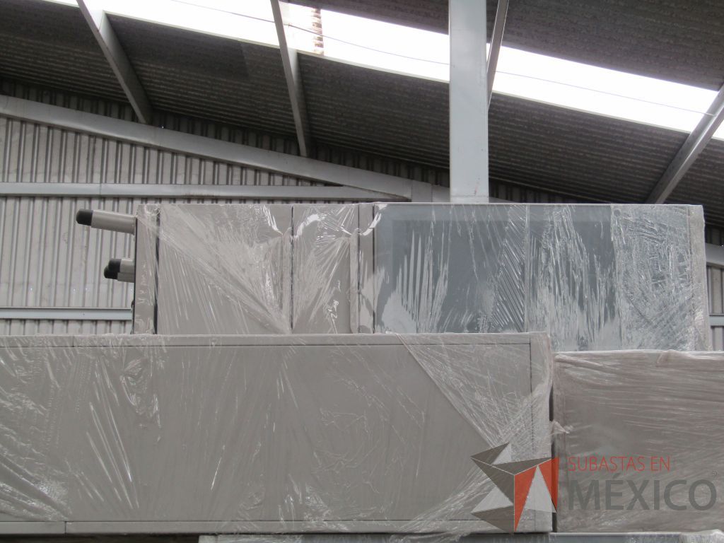 Lote 012 - 19 Piezas de gabinetes de metal 1 puerta con 1 cajón - Imagen 6