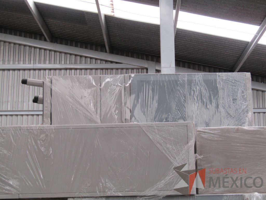 Lote 012 - 19 Piezas de gabinetes de metal 1 puerta con 1 cajón - Imagen 7