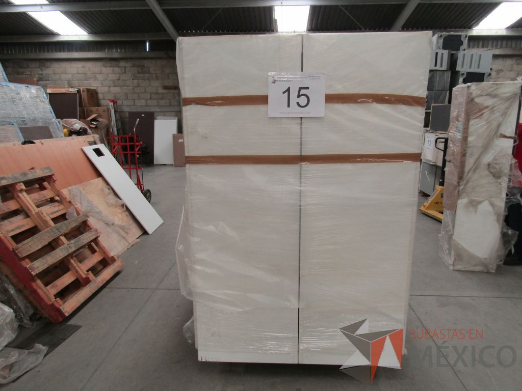 Lote 015 - 2 Piezas de Locker's con 6 puertas con teclado y 1 credenza con 2 puertas - Imagen 3
