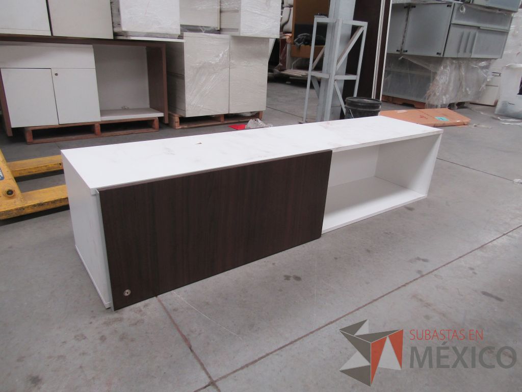 Lote 015 - 2 Piezas de Locker's con 6 puertas con teclado y 1 credenza con 2 puertas - Imagen 9